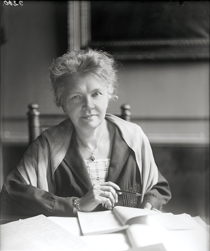 Olga Rudel-Zeynek im Parlament, Fotograf/-in: Unbekannt, o. J., Bildarchiv der ÖNB, Wien