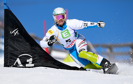 LACHTAL, AUSTRIA, 06.FEB.16 - SNOWBOARD - Austrian Championships, parallel slalom, ladies. Image shows Marion Kreiner (AUT). Photo: GEPA pictures/Christian Walgram.